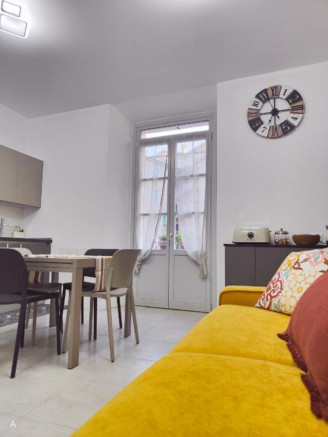 Apartamento Emily Como Exterior foto